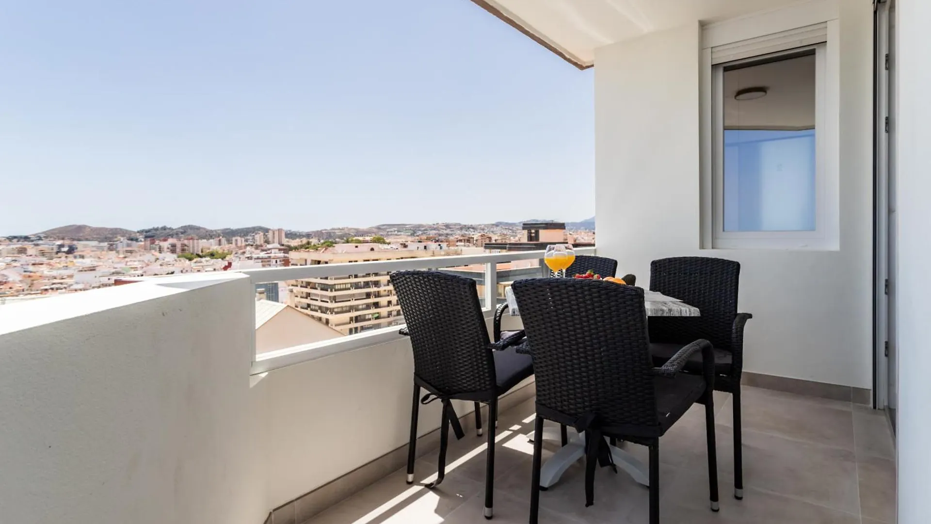 Sur Suites Palmeras 4 Fuengirola Apartment