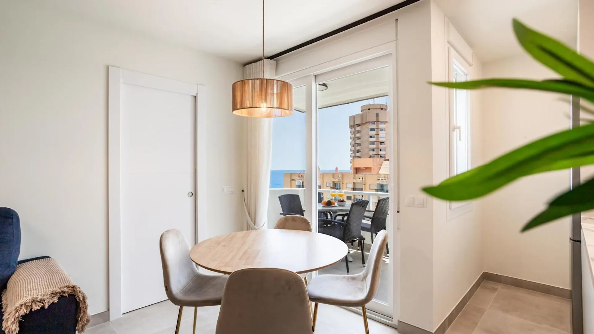Sur Suites Palmeras 4 Fuengirola Spain